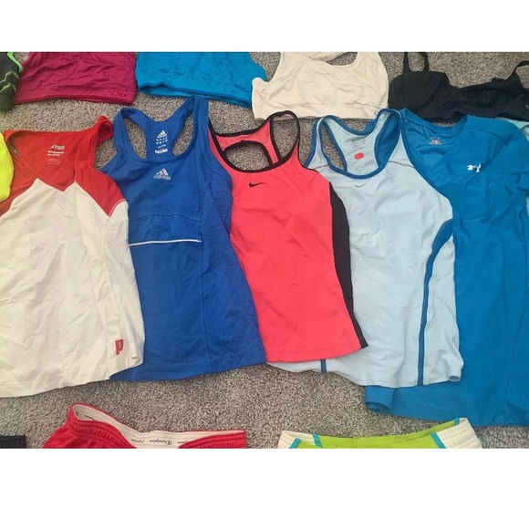16 pc lot! Nike, Under Armour, Addidas, North Face - Picture 1 of 5